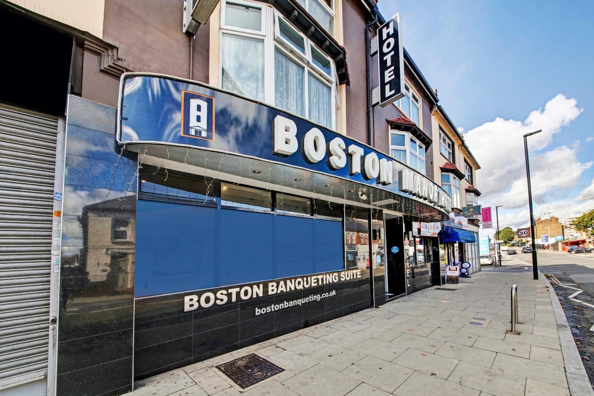 Oyo Bostons Manor Hotel, Hanwell London Гринфорд Экстерьер фото